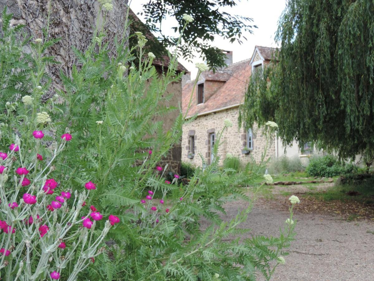 Le Clos Fleuri Ségrie Buitenkant foto
